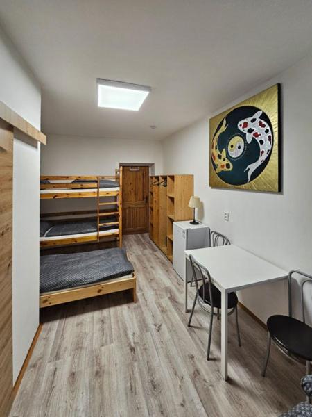 Ubytovna-Hostel- Imos Prag Eksteriør billede